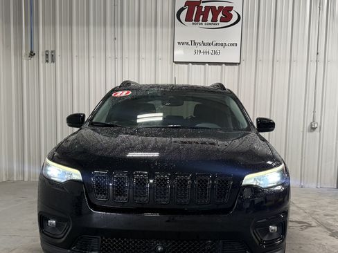 Used 2023 Jeep Cherokee Altitude Lux AWD/4WD image 17