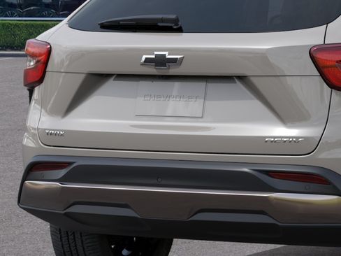 New 2026 Chevrolet Trax ACTIV w/ Driver Confidence Package FWD image 14