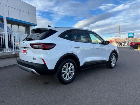 Used 2025 Ford Escape Active image 5