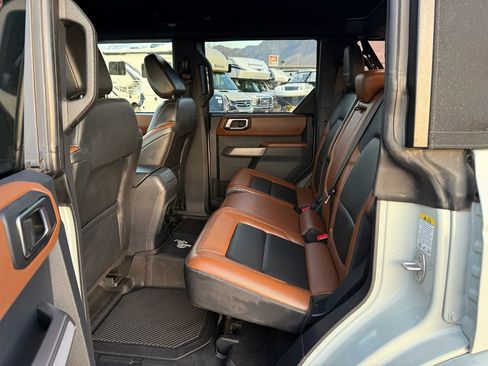 Used 2021 Ford Bronco Outer Banks image 37