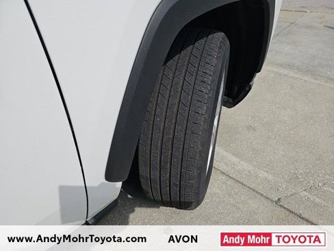 Used 2024 Toyota RAV4 LE image 31
