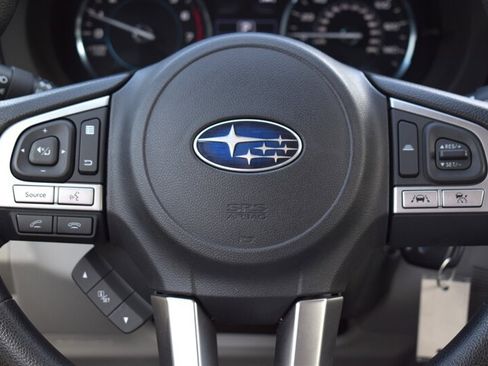 Used 2018 Subaru Forester 2.5i Premium AWD/4WD image 16