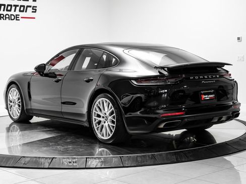 Used 2022 Porsche Panamera 4 AWD/4WD image 11