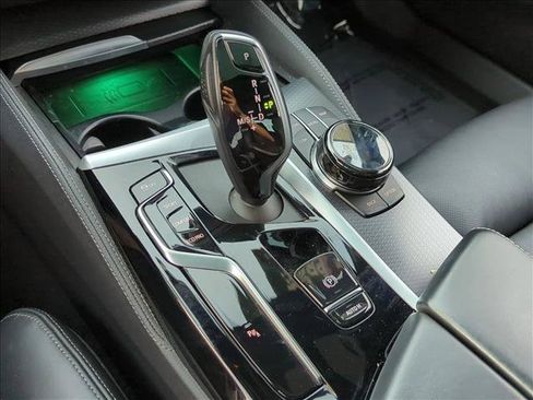 Used 2023 BMW 540i w/ Executive Package RWD image 12