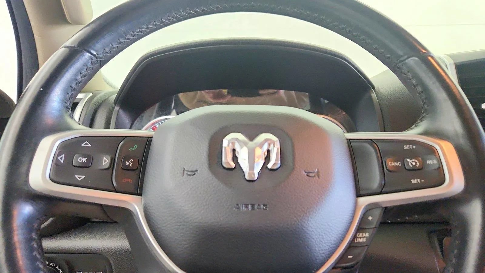 Used 2019 RAM 1500 Big Horn AWD/4WD image 18