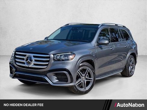 Used 2026 Mercedes-Benz GLS 450 4MATIC image 1