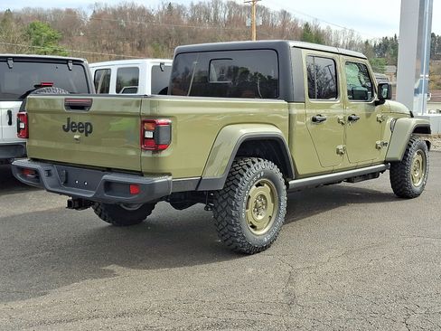 New 2026 Jeep Gladiator Sport image 6