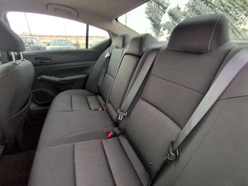 Used 2025 Nissan Altima 2.5 SV FWD image 27