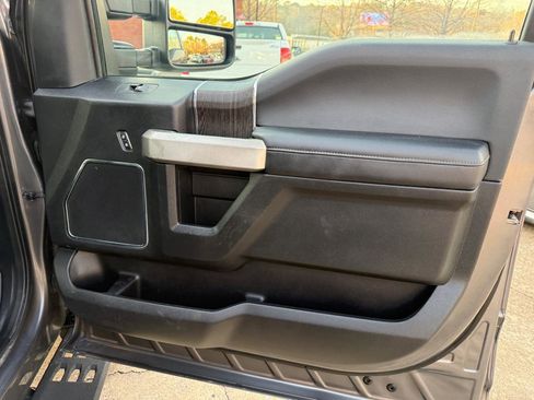 Used 2021 Ford F250 Lariat w/ Tremor Off-Road Package image 34