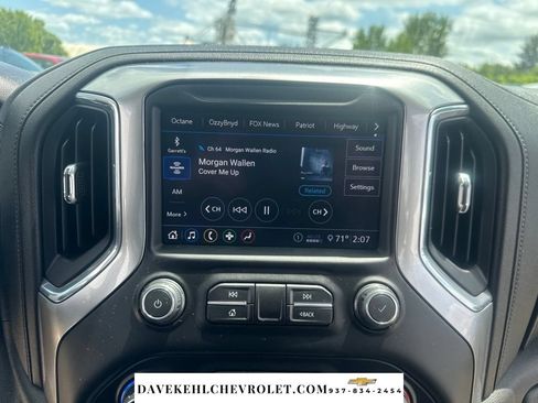 Used 2020 Chevrolet Silverado 1500 LT Trail Boss AWD/4WD image 15