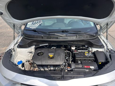 Used 2020 Kia Soul LX FWD image 25