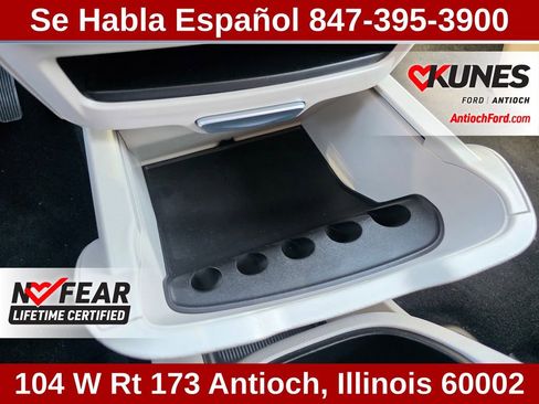 Used 2024 Chrysler Pacifica Touring-L image 65