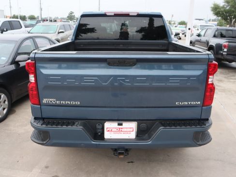 Used 2024 Chevrolet Silverado 1500 Custom RWD image 8