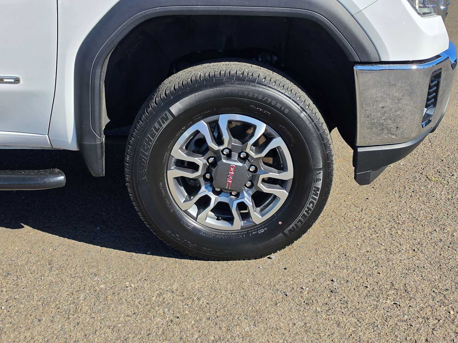 Used 2022 GMC Sierra 3500 Pro w/ Gooseneck/5TH Wheel Package AWD/4WD image 11