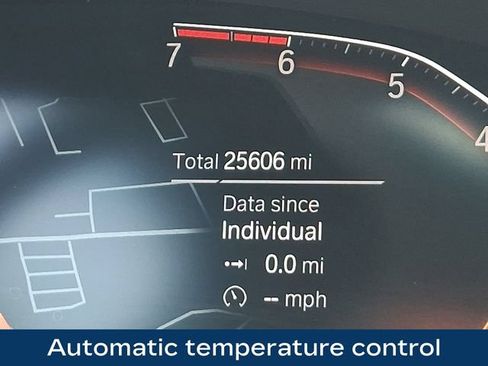 Used 2024 BMW X3 xDrive30i AWD/4WD image 6