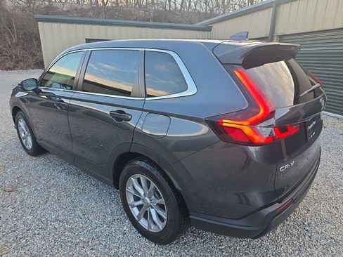 Used 2023 Honda CR-V EX-L image 3