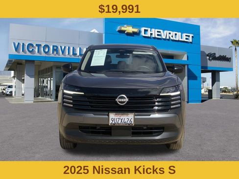 Used 2025 Nissan Kicks S w/ Charging Package FWD image 2