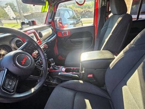 Used 2021 Jeep Wrangler Unlimited Sport image 9