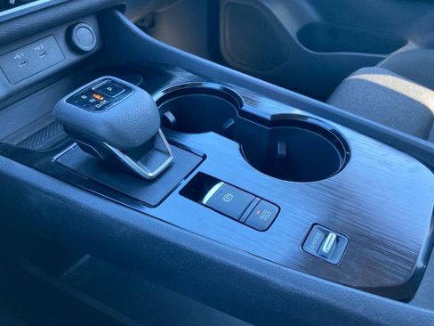 Used 2025 Nissan Rogue SV image 26