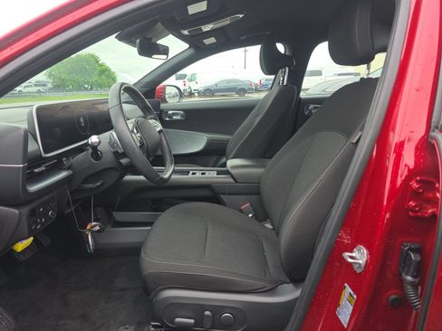 Used 2024 Hyundai Ioniq 6 SE RWD image 3