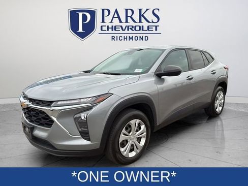 Certified 2024 Chevrolet Trax LS w/ Driver Confidence Package image 3