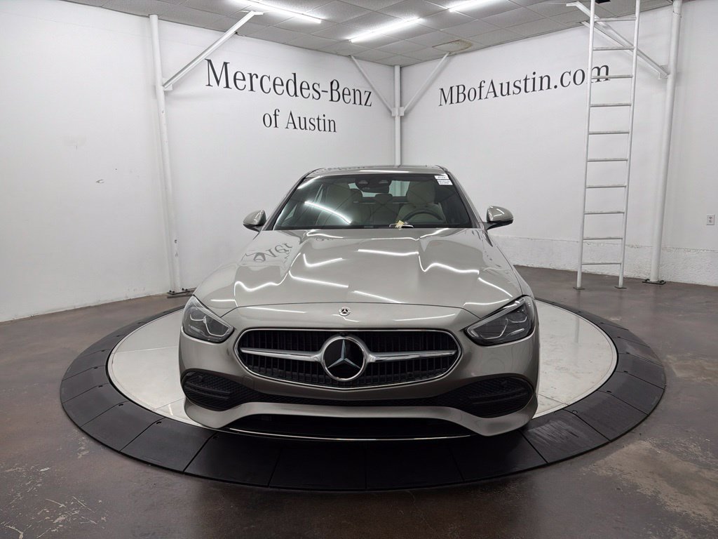 Used 2024 Mercedes-Benz C 300 Sedan image 2