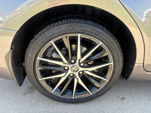 Used 2022 Toyota Camry SE w/ Carpet Mat Package (TMS) FWD image 14