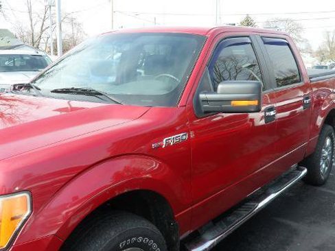 Used 2011 Ford F150 XLT w/ XLT Chrome Pkg image 3