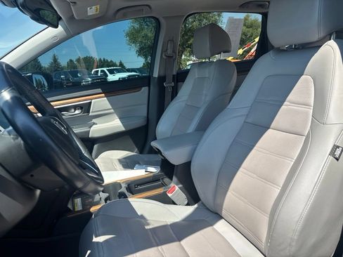 Used 2020 Honda CR-V Touring image 14
