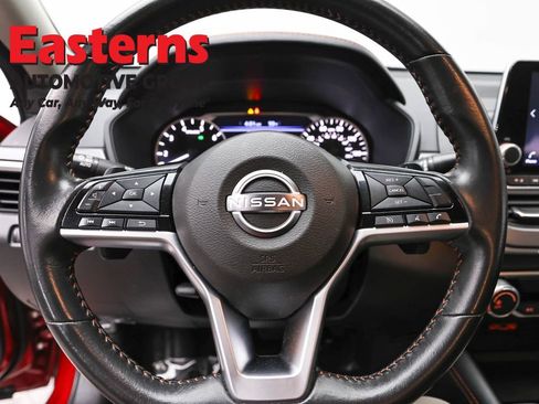 Used 2023 Nissan Altima 2.5 SR AWD/4WD image 10