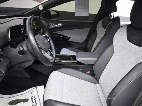 Used 2023 Volkswagen ID.4 Pro image 23