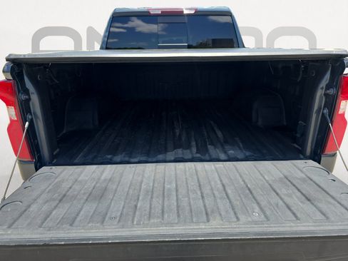 Used 2020 Chevrolet Silverado 1500 RST w/ Texas Edition AWD/4WD image 12