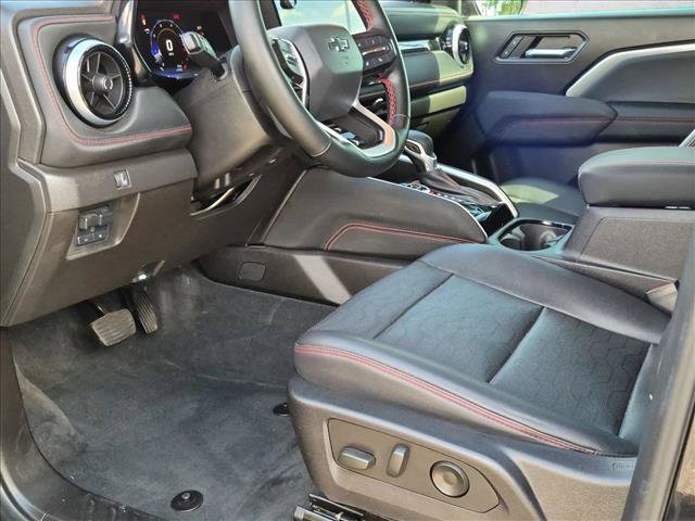 Used 2023 Chevrolet Colorado Z71 w/ Z71 Convenience Package 2 AWD/4WD image 23