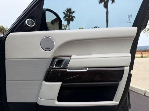 Used 2014 Land Rover Range Rover Supercharged AWD/4WD image 47