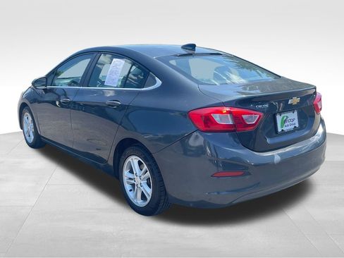 Used 2018 Chevrolet Cruze LT w/ LT Fleet Convenience Package FWD image 6