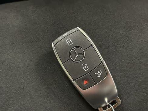 Used 2026 Mercedes-Benz CLA 250 4MATIC image 16