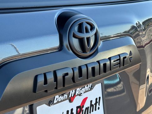 Certified 2023 Toyota 4Runner TRD Off-Road Premium w/ Moonroof Package AWD/4WD image 35