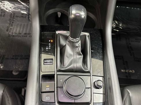 Used 2020 MAZDA MAZDA3 Sedan w/ Preferred Package image 22