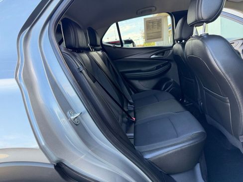 Used 2025 Buick Encore GX Preferred image 40