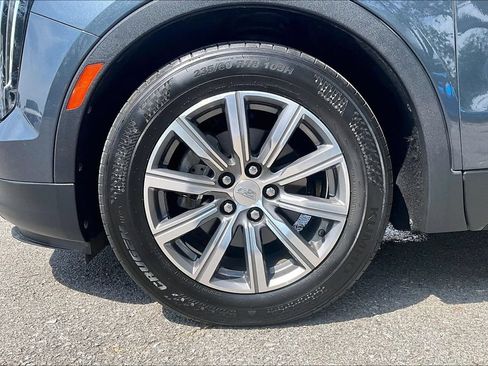Used 2019 Cadillac XT4 Sport w/ Driver Awareness Package FWD image 11