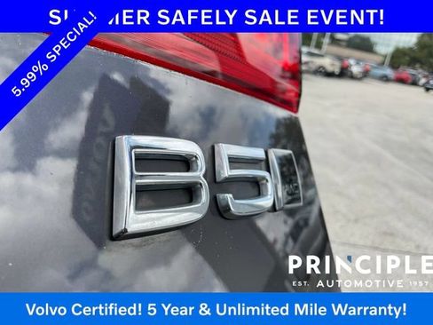 Certified 2024 Volvo XC60 B5 Core AWD/4WD image 31