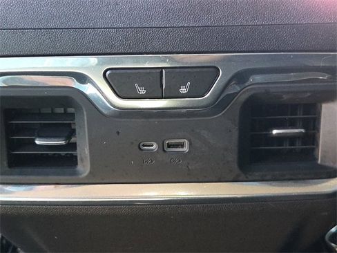 Used 2022 GMC Sierra 1500 Denali image 20