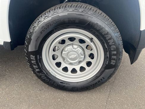 Used 2025 Chevrolet Colorado W/T image 44