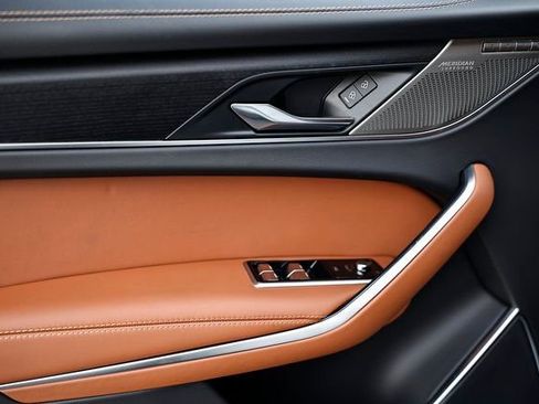 New 2026 Jaguar F-PACE R-Dynamic S image 15