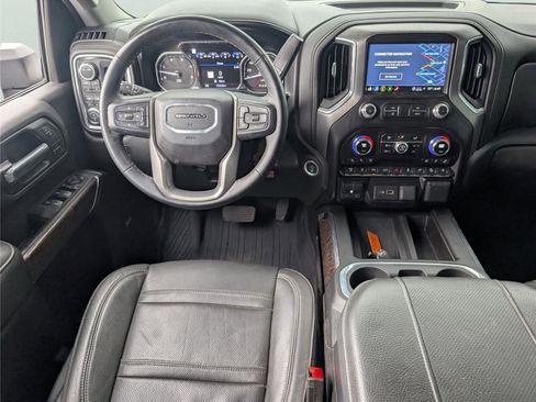 Used 2023 GMC Sierra 2500 Denali w/ Technology Package AWD/4WD image 32