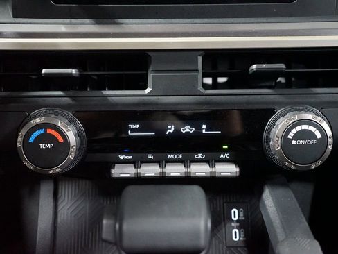 Certified 2025 Toyota Tacoma SR5 image 22