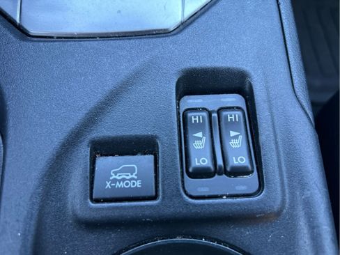 Used 2019 Subaru Crosstrek 2.0i Premium AWD/4WD image 34