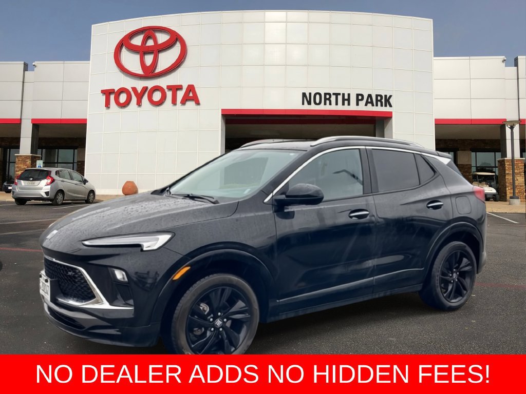 Used 2024 Buick Encore GX Sport Touring AWD/4WD image 1