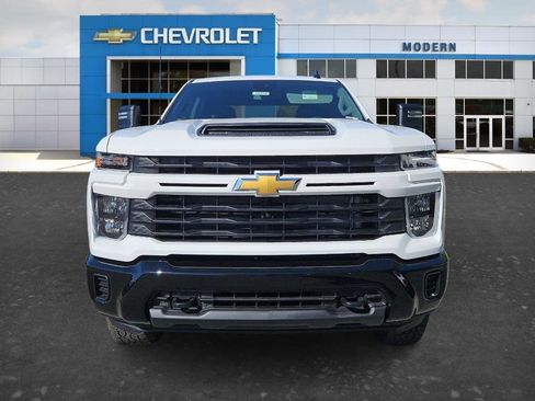 New 2026 Chevrolet Silverado 2500 Custom w/ Custom Convenience Package AWD/4WD image 8