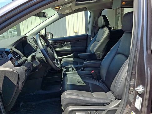 Used 2023 Honda Odyssey Touring image 10